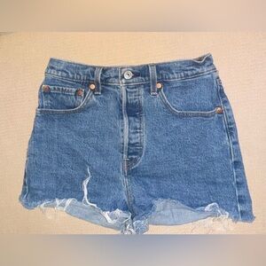 Levi’s Ribcage Frayed Denim Shorts Women’s Size 27